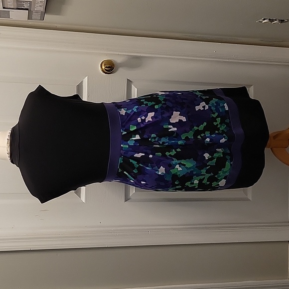 Beautiful Black and Purple Dress - Picture 3 of 6